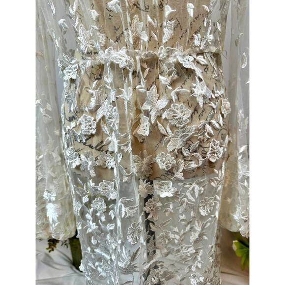 Le Rose Maya Lace Mid Thigh Open Front Robe White S/M - Picture 15 of 16